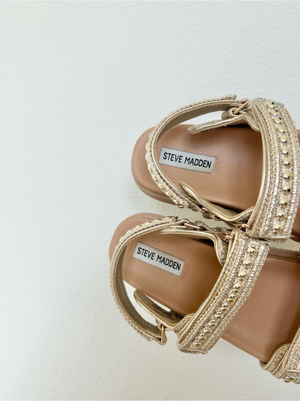 Steve Madden Big Mona Metallic Gold Multi Slingback Flatform Sandals - Picture 7 of 10